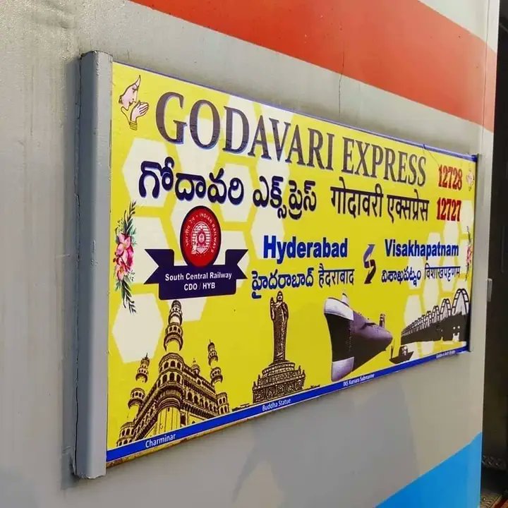 MaheshBabu_MBBS's tweet photo. People of Godavari are very affectionate people.#GodavariExpress is one of the things that are very close to such people.The Queen of @SCRailwayIndia,Train No:12727/12728,runs successfully&amp; uninterruptedly for almost #50years.Thanks to #GodavariExpress for your self less service. https://t.co/QtZpCr9LSe