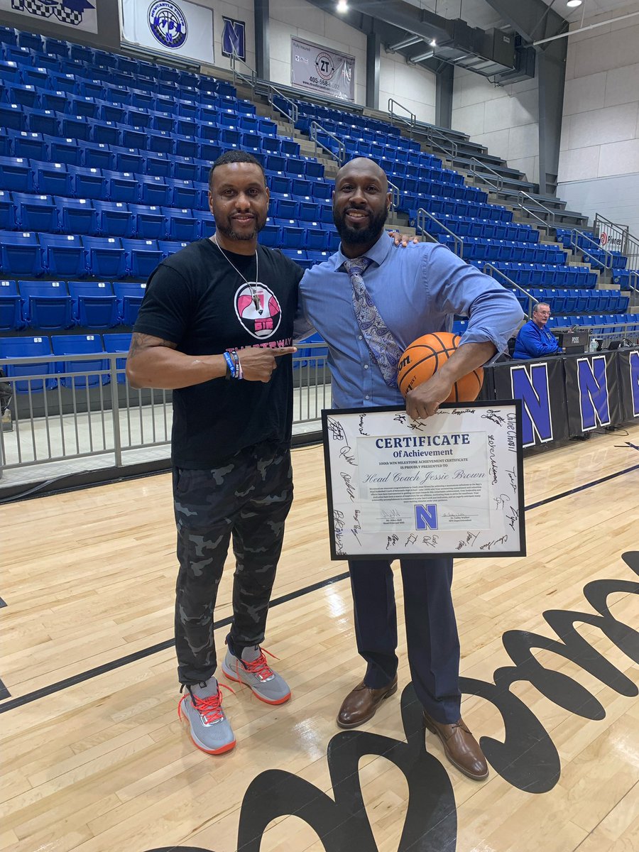 BertLenny's tweet photo. Congratulations to my lil brother/coaching partner @CoachBizReAdY for hitting his milestone 100th win at Newcastle on Tuesday‼️
And shoutout to @roy_wyckoff at Yukon for having the best season in over 30 years‼️
#KeepBreakingRecords
#JustUs
@PCWestBBall https://t.co/ORPKR4IM2o
