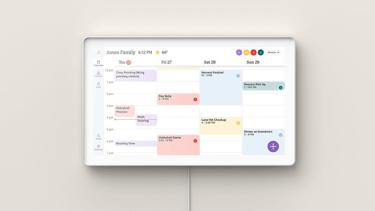 Gizmodo's tweet photo. I'm Obsessed With This Huge Smart Touchscreen Calendar https://t.co/4OdEVGARoI https://t.co/TKffn5n13a