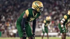 #AGTG Extremely Blessed to have received an offer from the University of Alabama at Birmingham <a href="/KennethGilstrap/">Kenneth Gilstrap II.</a> <a href="/iamcoachgene/">Gene Robinson III</a> <a href="/Shaun_Graham_DB/">Coach Graham : EBG</a> <a href="/drobalwayzopen/">David Robinson</a> <a href="/CSmithScout/">Chris Smith</a> <a href="/MacCorleone74/">Rion (Ree-un) Young</a>