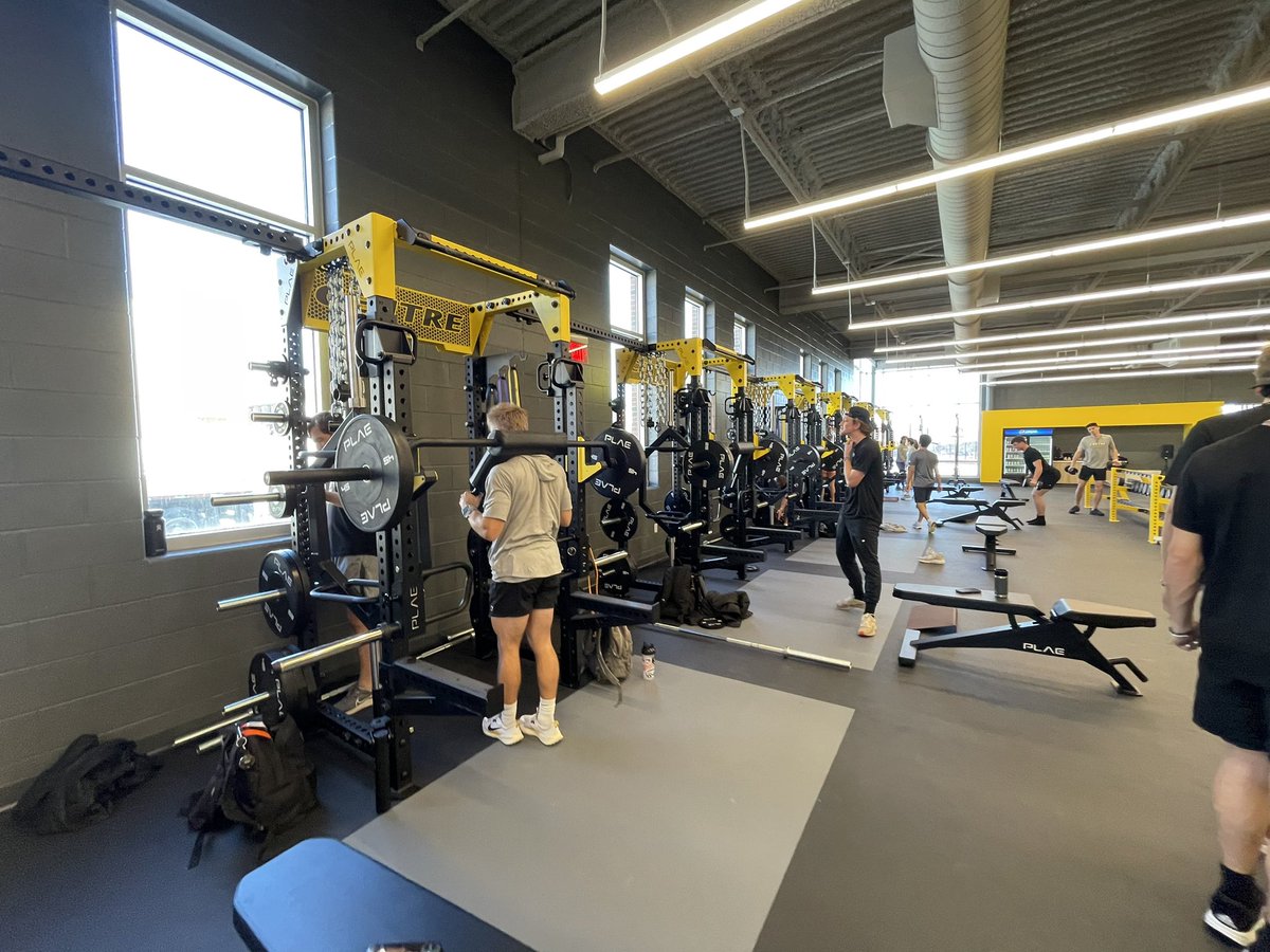 New Weight room‼️ #RollKerns