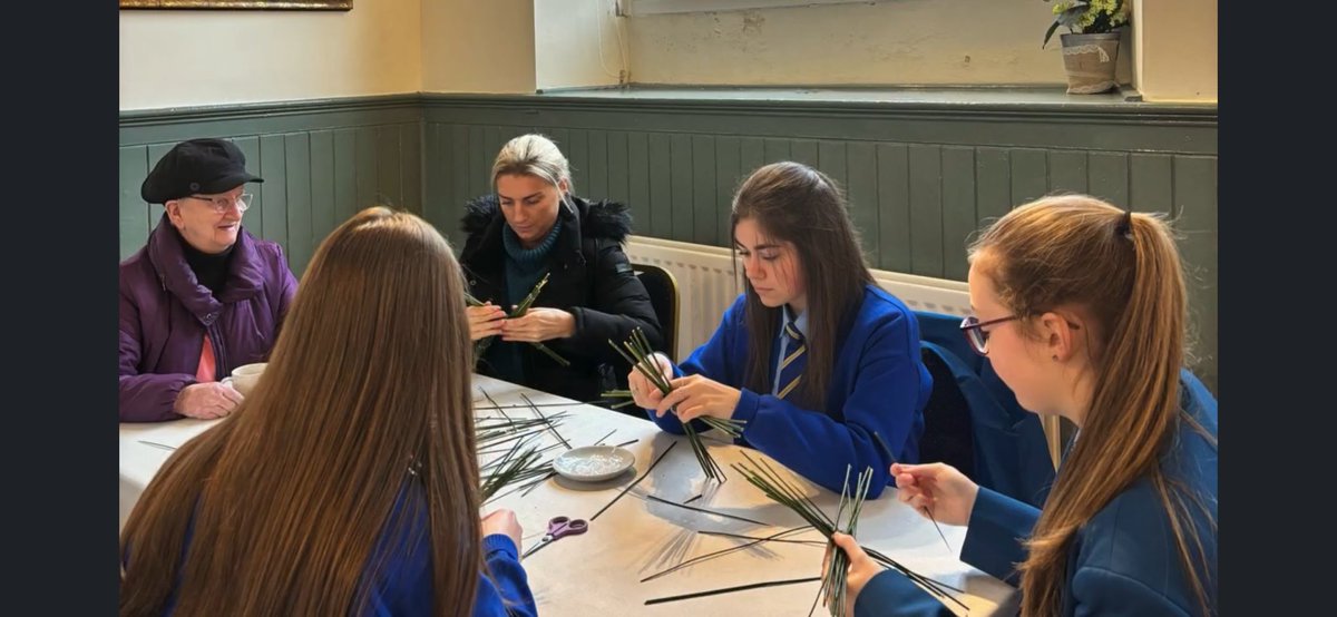 A heartwarming morning at the Cathedral Club today remembering the beautiful tradition of St. Brigid and making connections over a cup of tea with the parishioners and Rosemount primary school. ☺️🌾✝️🩵