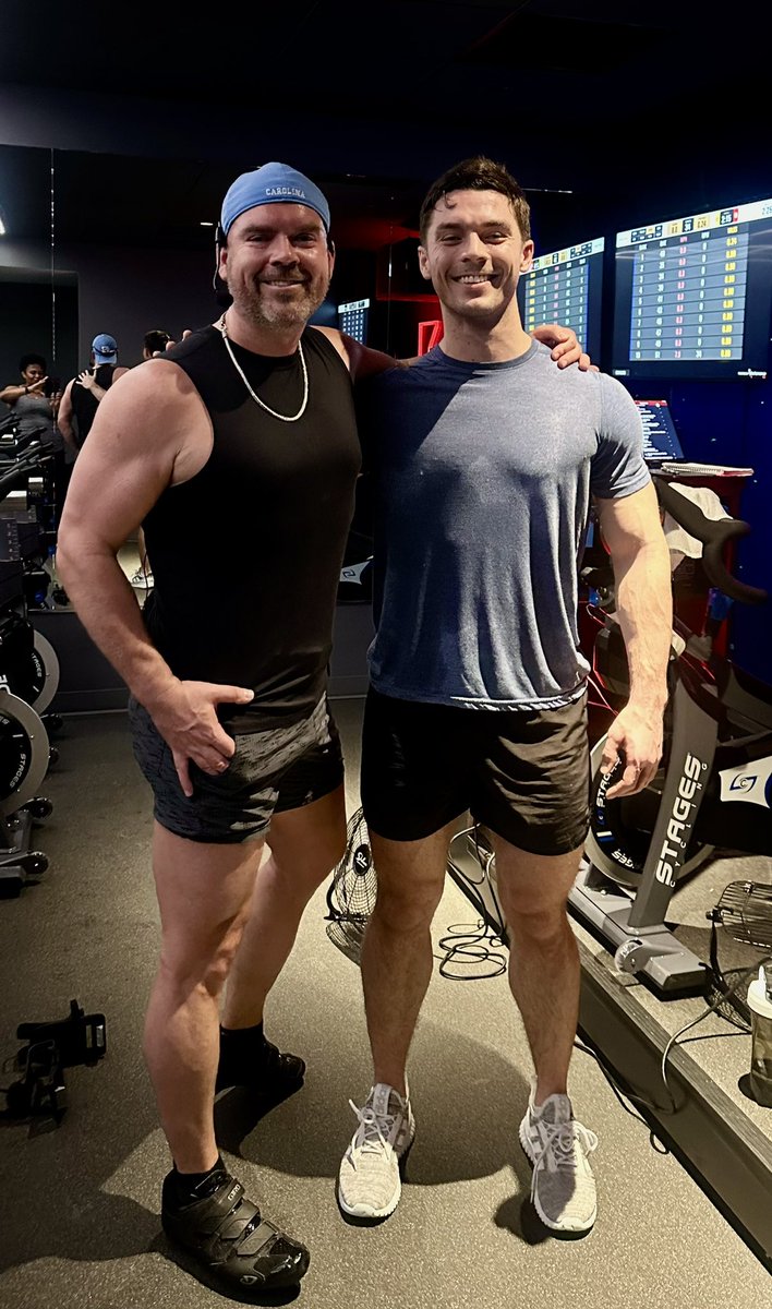 ERDocBrown's tweet image. Fun Fact: My trainer now joins my spin class.

He kicks my ass. 
I return the favor. 

#spininstructor