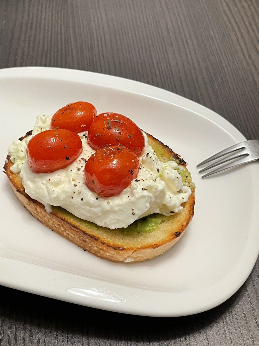 sofpo915's tweet image. 뭔가를.. 만들었는데 뭔가 웃기게 생김