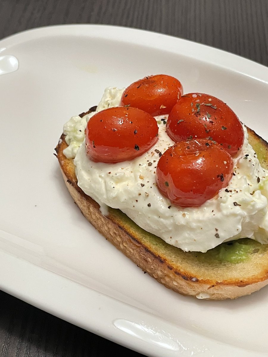 sofpo915's tweet image. 뭔가를.. 만들었는데 뭔가 웃기게 생김