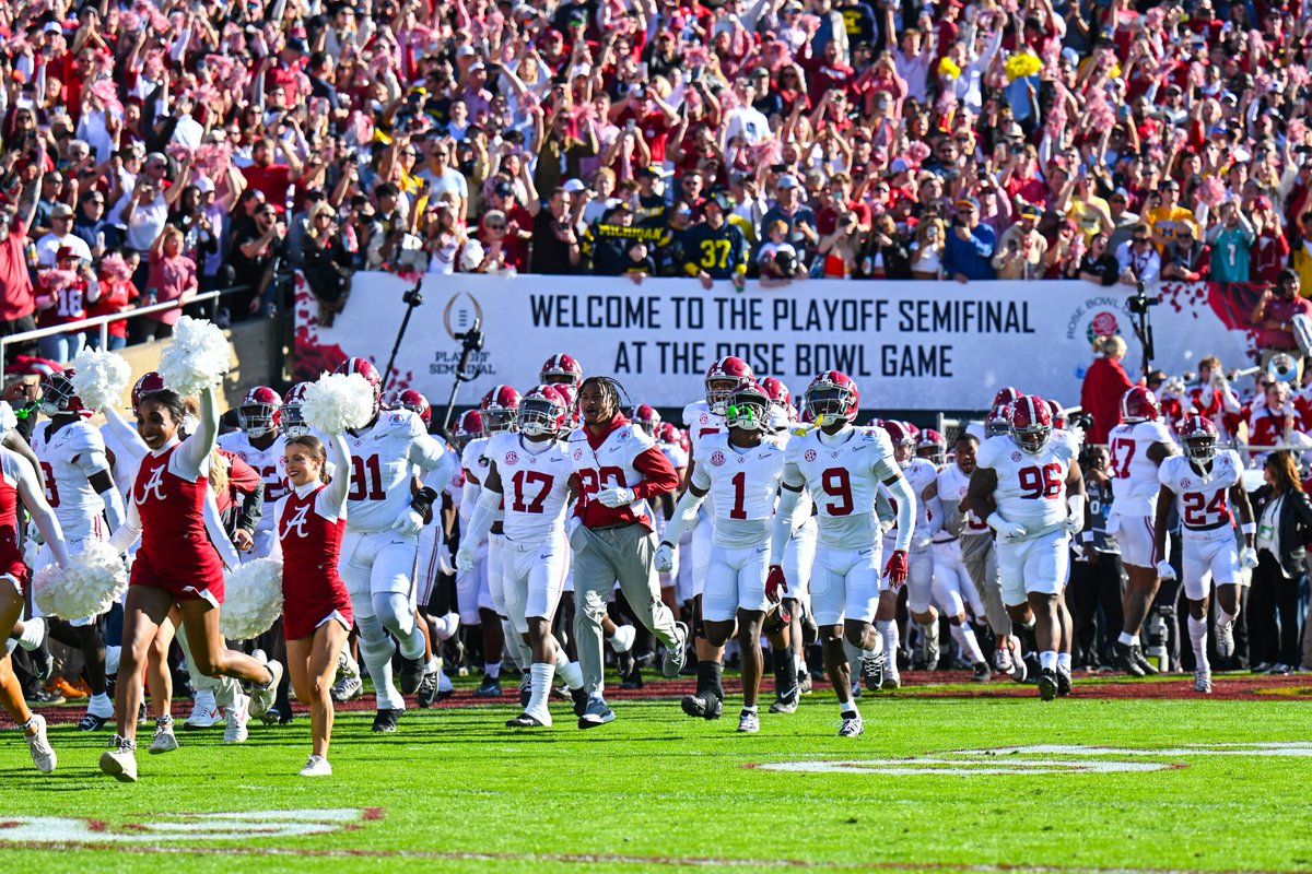 It's hard to believe it's already been a month since one of the most epic #RoseBowl Games in recent history🌹