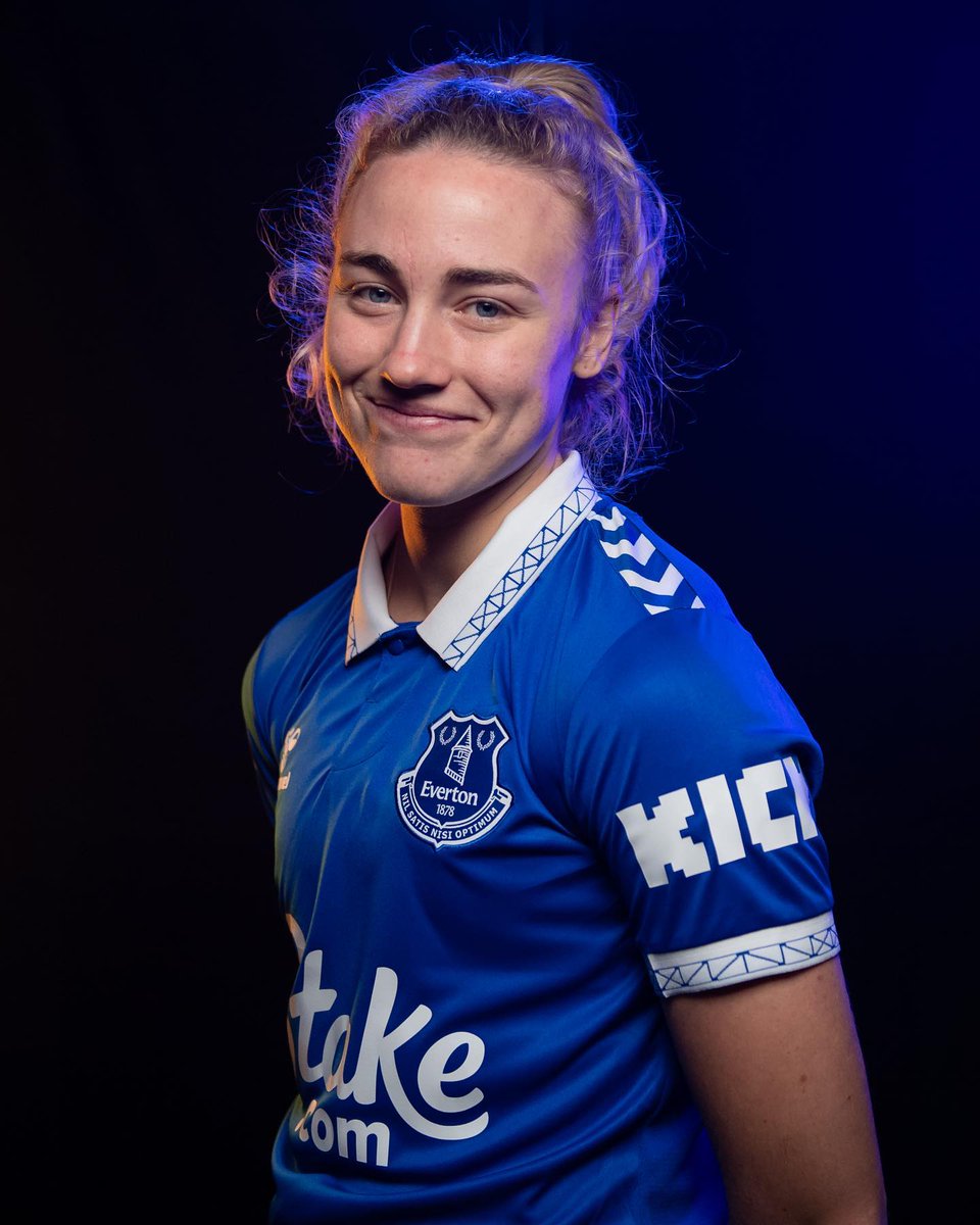 HuskerSoccer's tweet photo. From the Big Red to the Blues.

@EleanorDalex has officially signed with @EvertonWomen to play in the Women’s Super League back on her home soil!

#ProBigRed #GBR #COYB 🚨🔴🏴󠁧󠁢󠁥󠁮󠁧󠁿🔵 https://t.co/kQjTkGaGAO