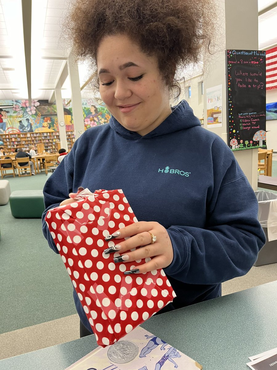 It’s time once again for Blind Date with a Book!  Come down to the Media Center and select a book based on its first line.  You may find the (book) love of your life!  📗❤️. #RockBridgeRocks