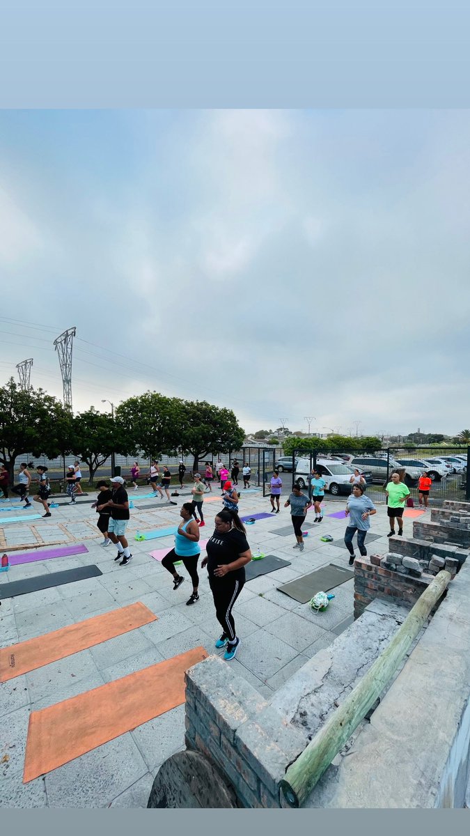 ddjtraining's tweet photo. Welcome back to FITCLUB! ๐๐ฅ๐๐๐ป
Our Evening Fit-Club 2024 program kicked off with an amazing energy boost.
Excited to see familiar faces and welcome new members! ๐
Thank you for making DDJ Training your choice for fitness and wellness. ๐๐๐ฝ
#trainwithDDJ #FITCLUB https://t.co/zinJQLZM7E