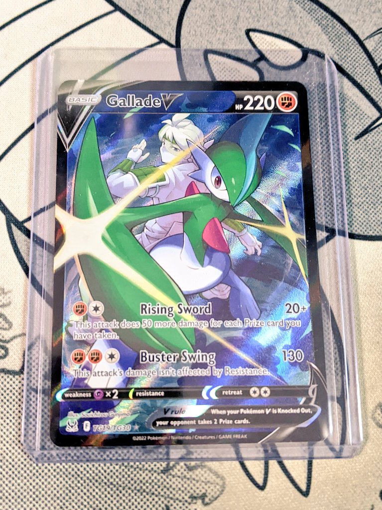 DaylightsTV's tweet photo. GIVEAWAY 🔥

Giving away this Gallade V 🤝

How to enter ⬇️
Follow me 
RT this tweet 
Comment your favorite starter below 

Winner rolled at the beginning of next week! 📅 https://t.co/TEqJqPenDd