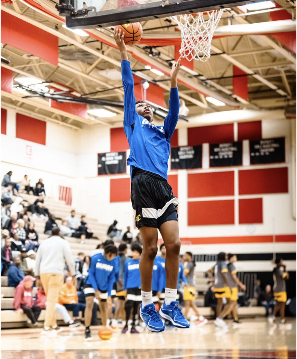 Myles Moore (@mylesmoore44) on Twitter photo 