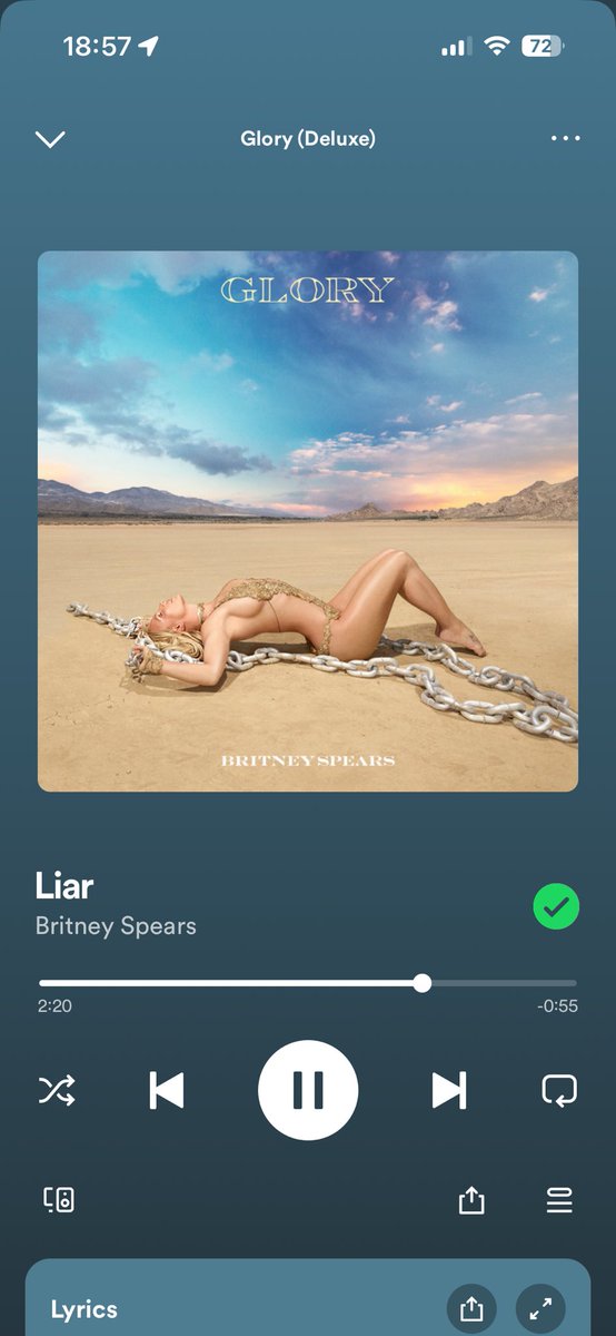 ASHLEYJ0HNS0N's tweet photo. Obsessed 😍 #BritneySpears #Liar #StreamLiar https://t.co/RhbVgf1gJk