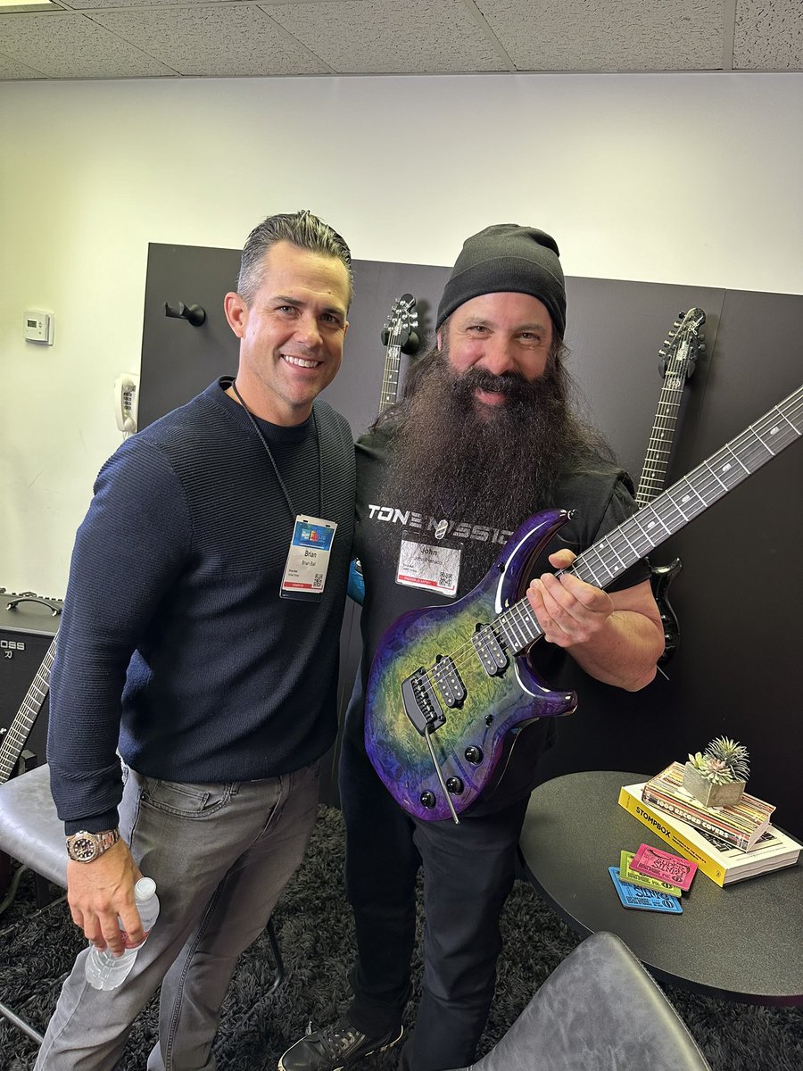 JPetrucci tweet picture