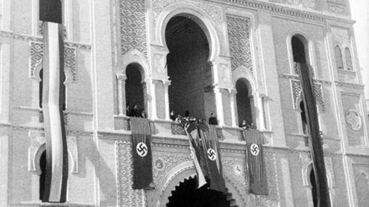 sorrenkino's tweet photo. el 20 de octubre de 1940 himmler fue a las ventas a una corrida en la que se anunciaba el torero sevillano pepe luis vázquez. al finalizar esta, le regaló al diestro una pitillera con su nombre grabado. https://t.co/7YqTdSGHSH