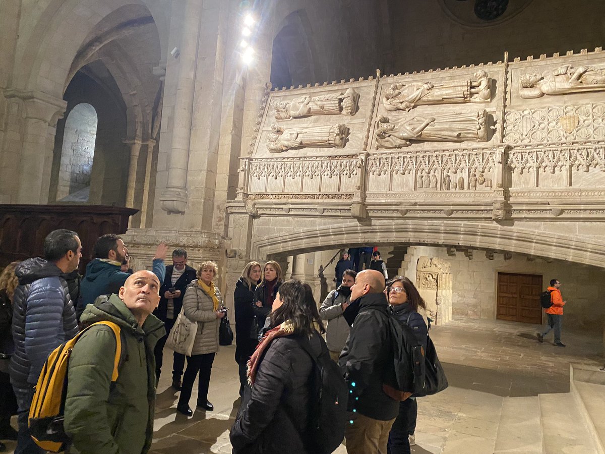 Jornada de treball de formadors/es de la Subdirecció General de Funció Directiva i Lideratge Pedagògic d’<a href="/educaciocat/">Educació</a> al <a href="/MonestirPoblet/">Monestir de Poblet</a>.
Ens han acollit Octavi Vilà, abat de Poblet i <a href="/JoanCanelaRios/">Joan Canela Rios</a>, alcalde de <a href="/AjtViP/">Aj. Vimbodí i Poblet</a>. 
Hem acabat amb una visita pedagògica del <a href="/cdamonestirscis/">cdamonestirscister</a>