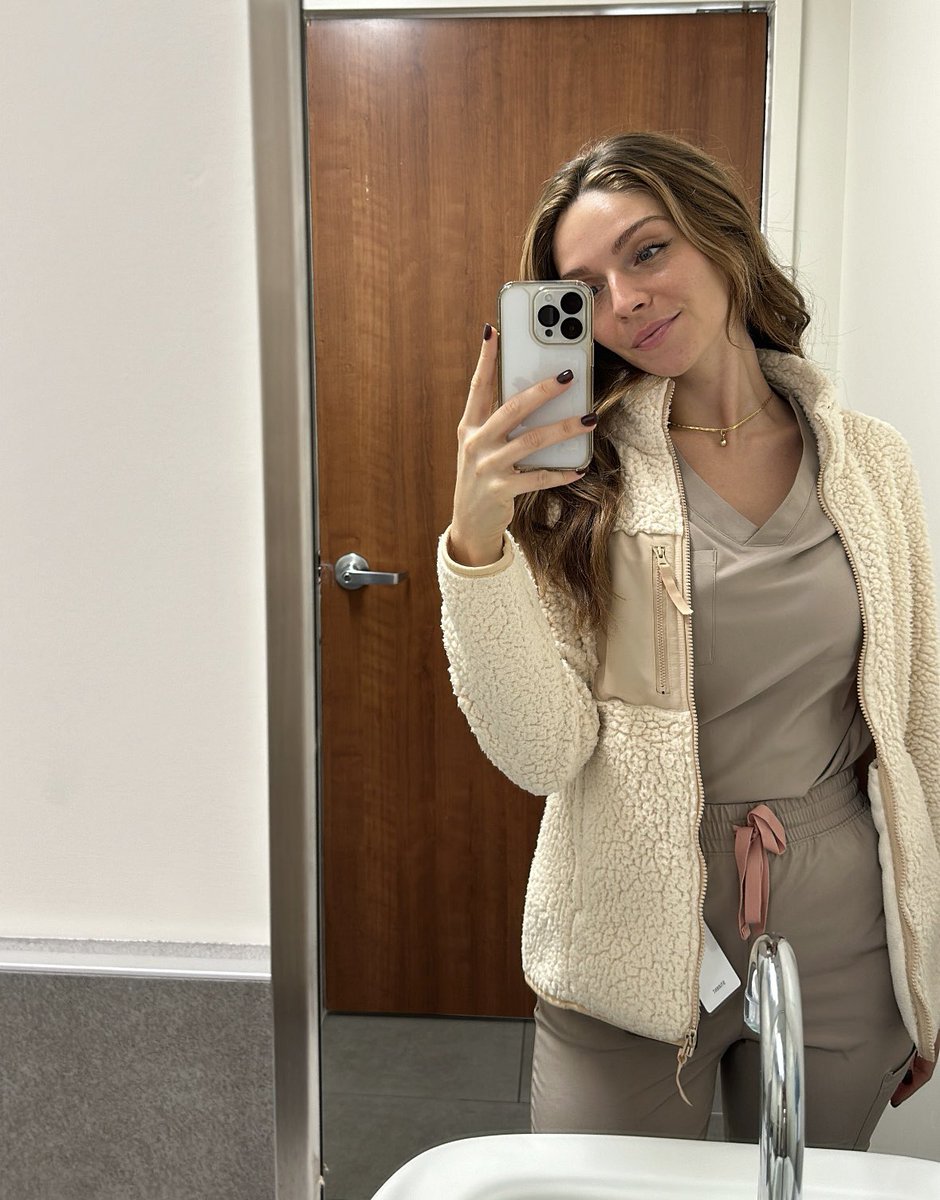 another pair of comfy cute scrubs that didn’t break the bank! 🫶🏻