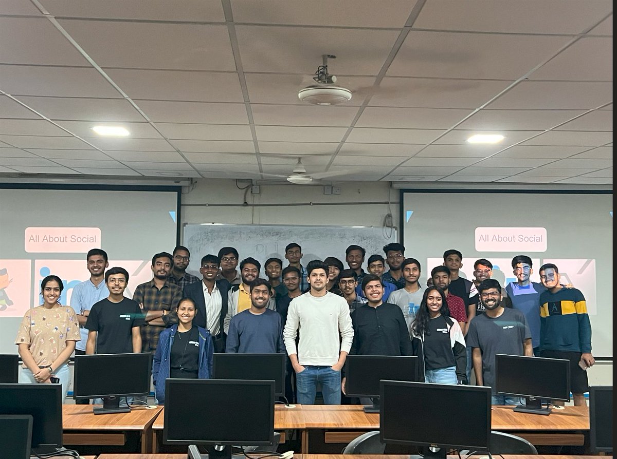 ktwillcode's tweet photo. 🚀 Excited to announce the launch of PULSE - a groundbreaking series of interactive sessions every Thursday! 🌟
Our mission: empower students to navigate the coding and tech world, regardless of their academic background. 💻
More info in 🧵
 #PULSESeries #TechEmpowerment https://t.co/UE6paMMzJB