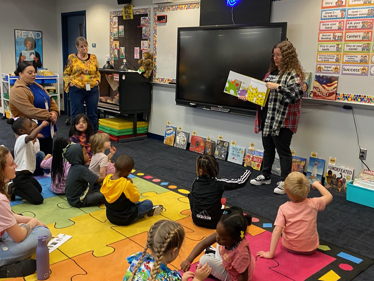 Rivera_Library tweet media