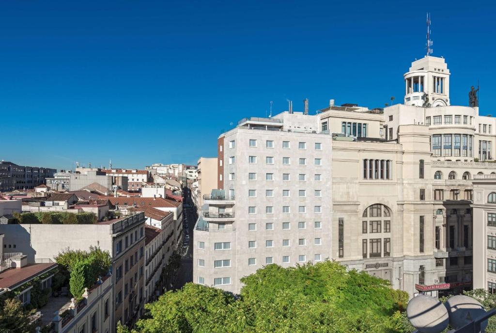 Day 4 of this weeks Hotel Focus - Madrid

Make sure to check back every day to see my personal recommendations

NH Collection Madrid Suecia

tinyurl.com/mrxdac4a

#hotels #hotelstays #hotellife #hotelroom #hotelhideaway #hotellifestyle #NHCollection #madridhotels #Madrid