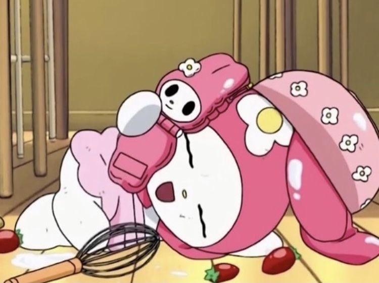 piinkimi_'s tweet photo. my melody &amp; her tiny phone https://t.co/7Y3CuULmGv