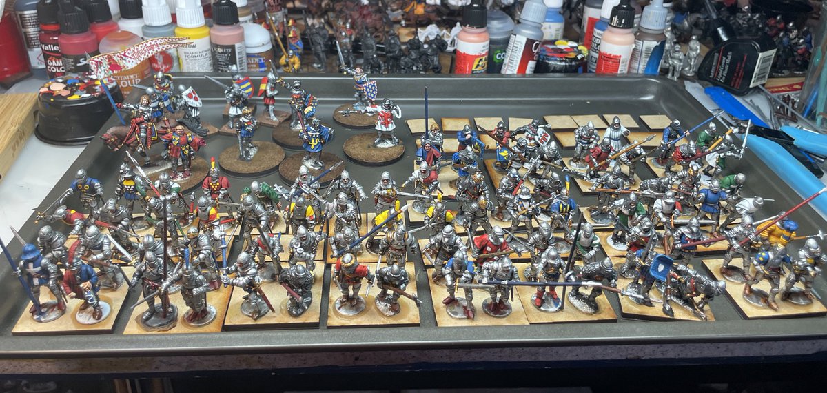 January production. French for Late HYW. 80 foot knights and several command. Working on infantry on foot. All Perry Miniatures. Tried to remain historically accurate with heraldry.