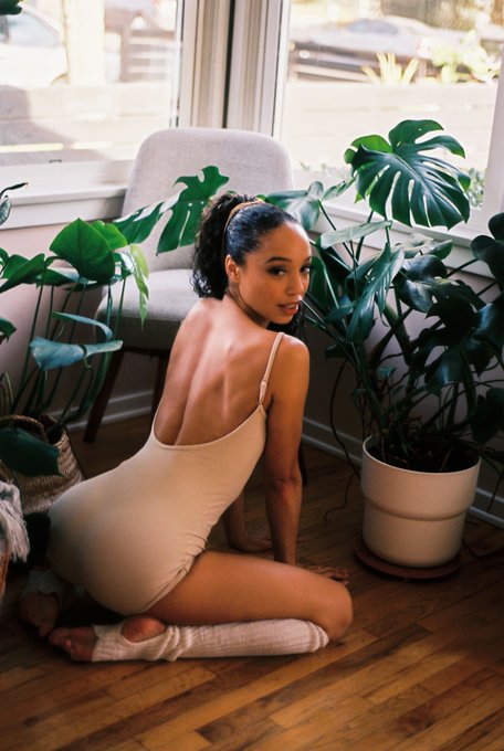 1 pic. New flicks @glitterflick ?‍♀️? https://t.co/VHczxC6JVM