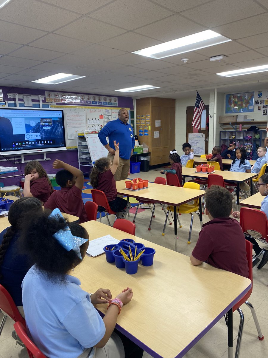 Ryan Thayer (@mrthayersasc) on Twitter photo A big thank you to Jimmy Oliver who is Director of Community Engagement at the Syracuse Police Department for stopping by and talking about all the programs they have to offer to the kids of <a href="/csasyracuse/">Citizenship & Science Academy of Syracuse</a>! A big thank you to Jimmy Oliver who is Director of Community Engagement at the Syracuse Police Department for stopping by and talking about all the programs they have to offer to the kids of <a href="/csasyracuse/">Citizenship & Science Academy of Syracuse</a>!