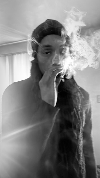 Blunt o&rsquo;clock https://t.co/Bq2i2Rc2NA<a href="/tag/currentmood"class="tags"><span>#currentmood</span></a>