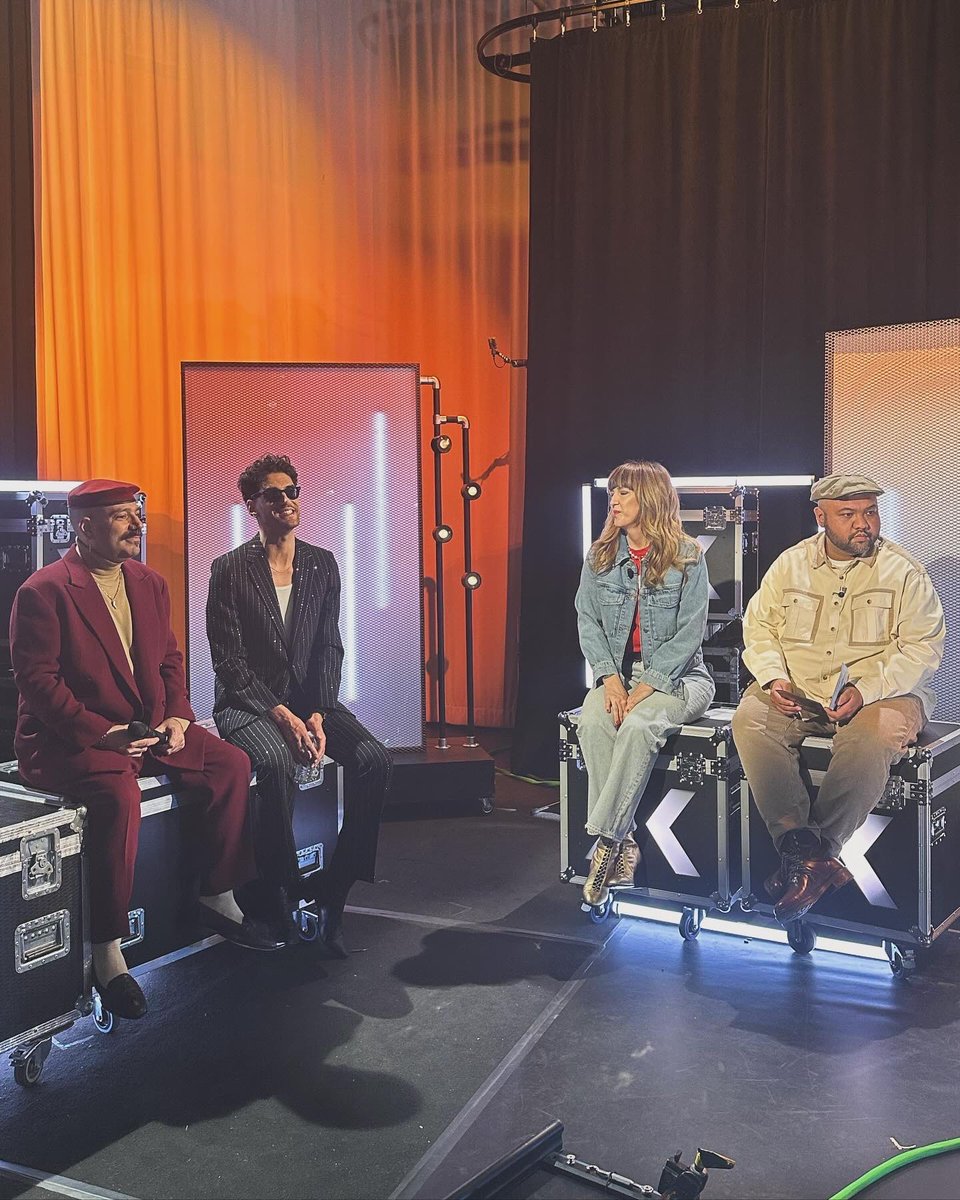 .<a href="/Chromeo/">FUNK YOURSELF</a> // "Adult Contemporary" album promo tour in Paris 🇫🇷 Out February 16, 2024: chromeo.lnk.to/AdultContempor…
🤝 <a href="/BMG/">BMG</a>France/ @BMG