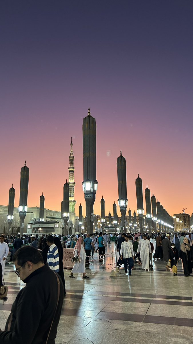 asmwah7's tweet photo. Madinah sunsets are the most beautiful 🤍 https://t.co/8ldaAj4C5V