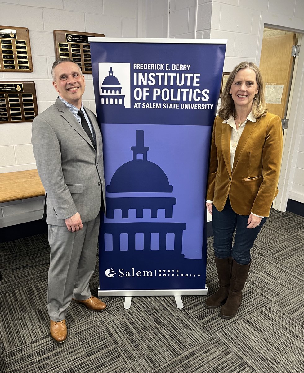 Berry Institute of Politics (@berryiop_ssu) on Twitter photo Last week, we welcomed our two Spring 2024 IOP Fellows to <a href="/salemstate/">Salem State</a>. Social justice advocate, political strategist, and entrepreneur Tomás Gonzalez, and Award-winning Alison King were able to connect with campus. Learn more here:
salemstate.edu/academics/cent… Last week, we welcomed our two Spring 2024 IOP Fellows to <a href="/salemstate/">Salem State</a>. Social justice advocate, political strategist, and entrepreneur Tomás Gonzalez, and Award-winning Alison King were able to connect with campus. Learn more here:
salemstate.edu/academics/cent…