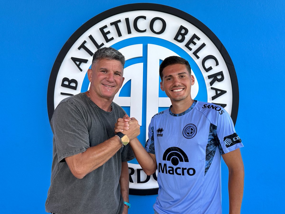 Belgrano's tweet photo. ✍️🏴‍☠️ ¡Lucas Argayo, Tiago Benzi y
Germán López firmaron sus primeros contratos con #Belgrano!

👐 Argayo es arquero, categoría 2003, y firmó hasta diciembre de 2025.
⚔️ López es lateral izquierdo, categoría 2001, y firmó hasta diciembre de 2025.
⚽ Benzi es delantero, categoría 2003, y firmó hasta diciembre de 2026.

¡Felicitaciones, Piratas, vamos por más! 👏🇧🇼
