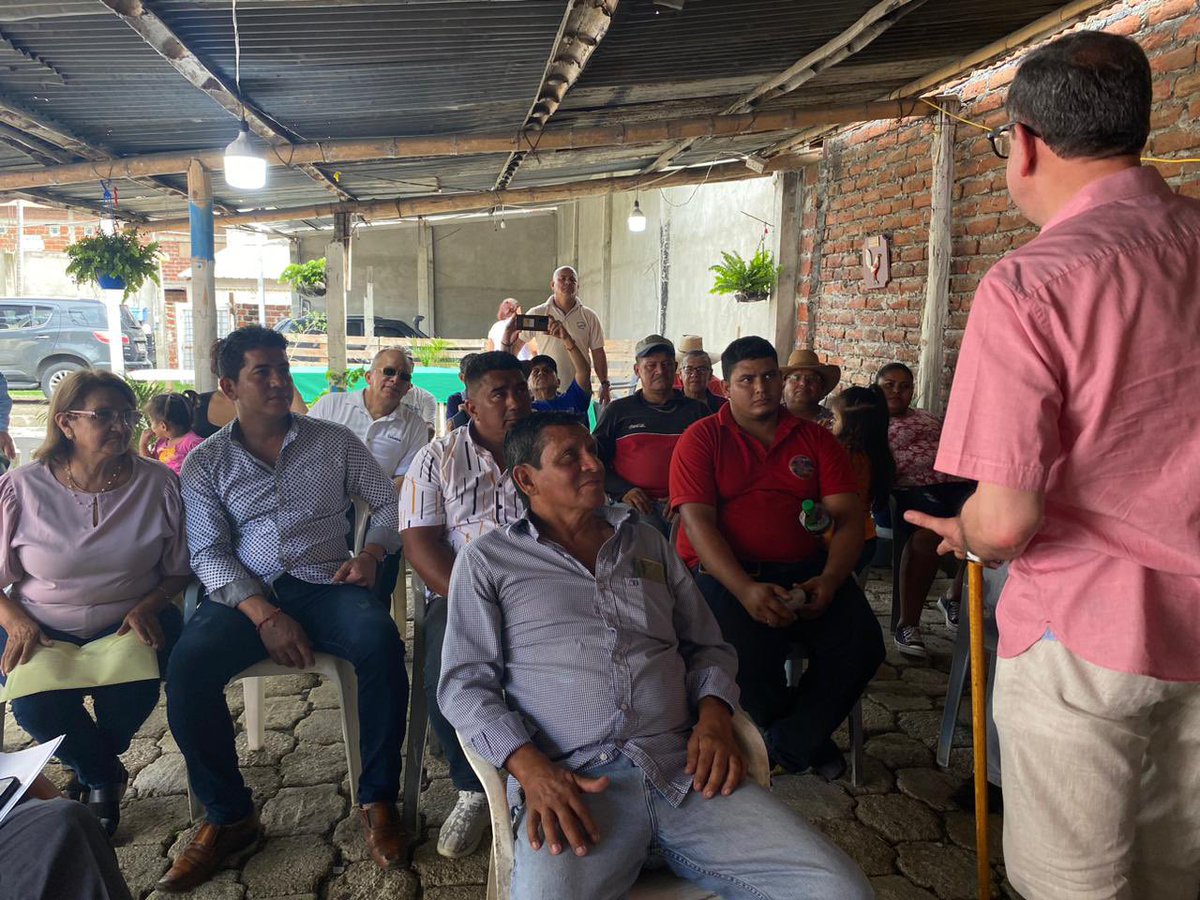 rabascallcarlos's tweet photo. Con los ciudadanos y en el territorio continuamos con la construcción de #ElPlanConTodos https://t.co/xrQXh0Icvl