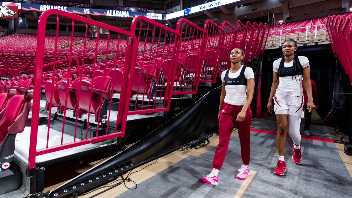 Razorback Women's Basketball tweet media
