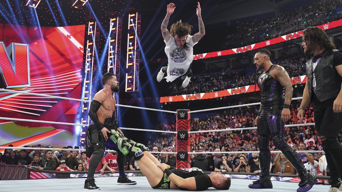 DomMysterio35's tweet photo. No one does it better…#JudgmentDay⚖️ #bestfroggyinthebiz😈 https://t.co/TYfY2UF9xu