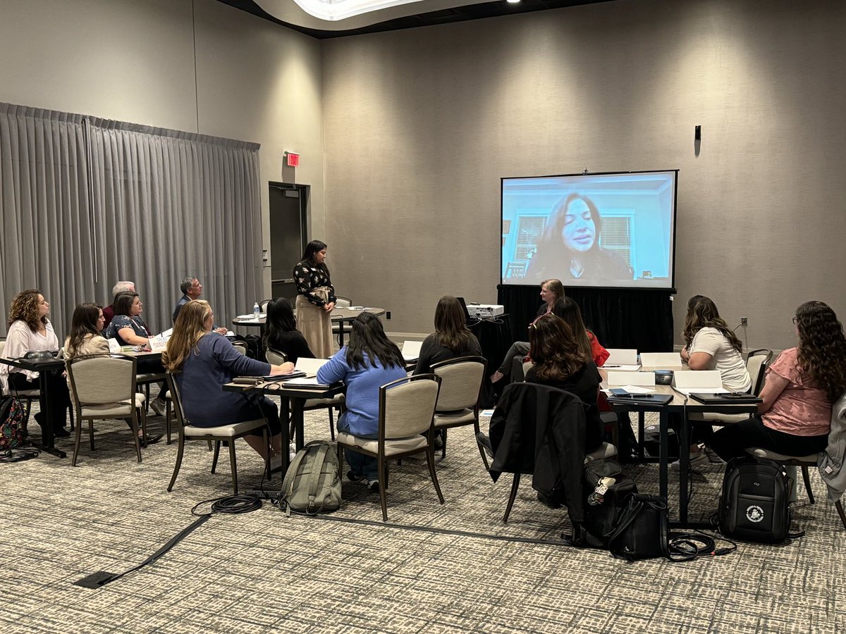 ScottMuri's tweet photo. So inspired by this group of teacher leaders and their commitment to @EctorCountyISD and the profession! #impact https://t.co/oqnIfMaU32