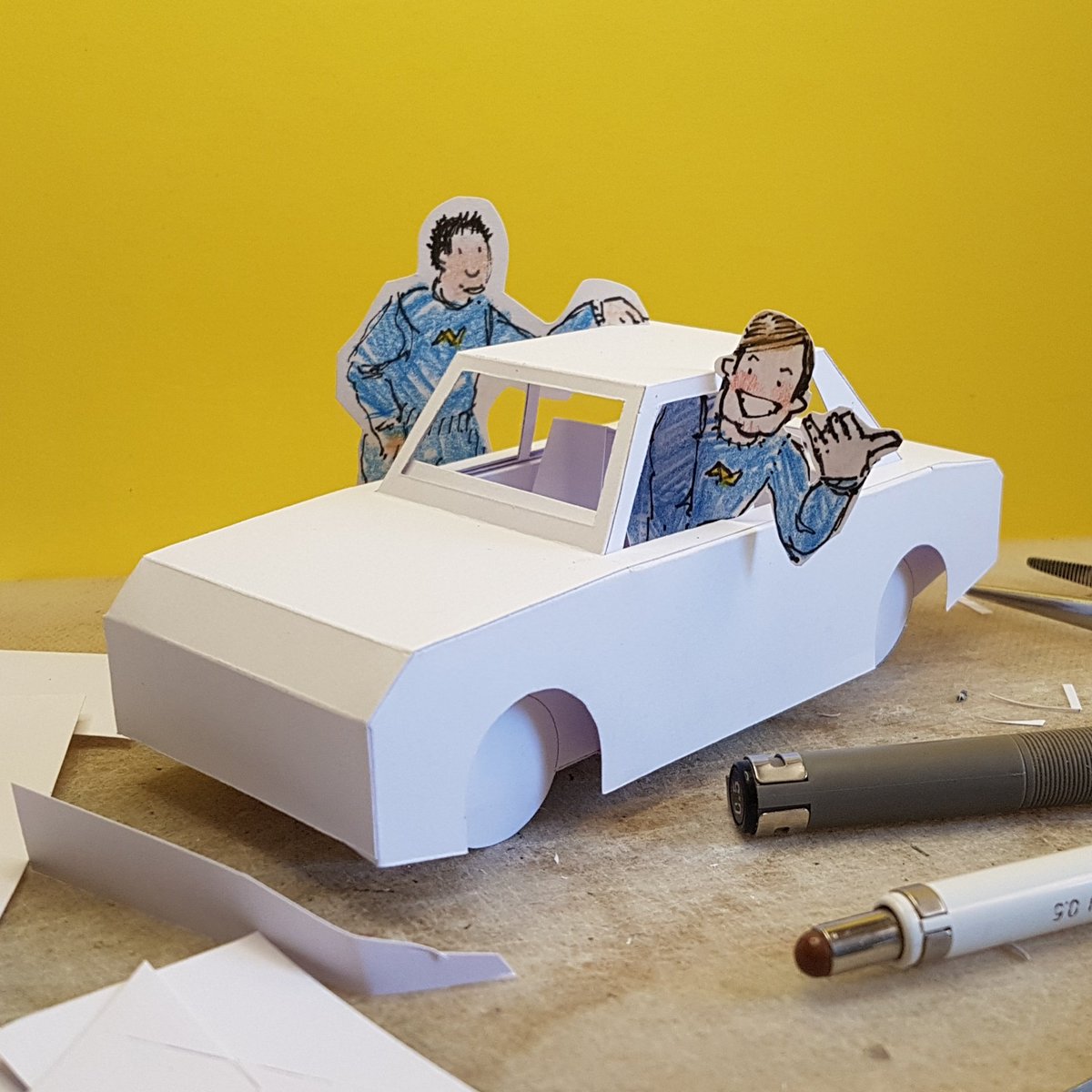 flatpackscenery's tweet photo. I'm back in the good books with the team. Everything's fits together nicely. My paper cut toy car project is back on track.
#papercut #papercraft #papertoy #papercar #illustration https://t.co/inzYLrfw8V
