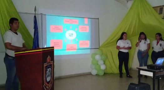 VrrAndes's tweet photo. Hoy #1Feb los estudiantes del @Nucleo_Trujillo  realizaron un conversatorio sobre el "Sistema Defensivo Territorial y Órgano de Dirección" a fin de despejar dudas e informar al personal asistente sobre la misma.
@Unefa_VEN
@R_Nicodemo
@NicolasMaduro
@vladimirpadrino
@SalaUnefa https://t.co/p4kpXzgGir