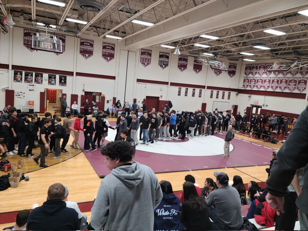 DrBEdtech's tweet photo. Congrats to our EPR wrestling team. Great match all the way through and ending it with a pin to win! https://t.co/sqCMMjqnzA