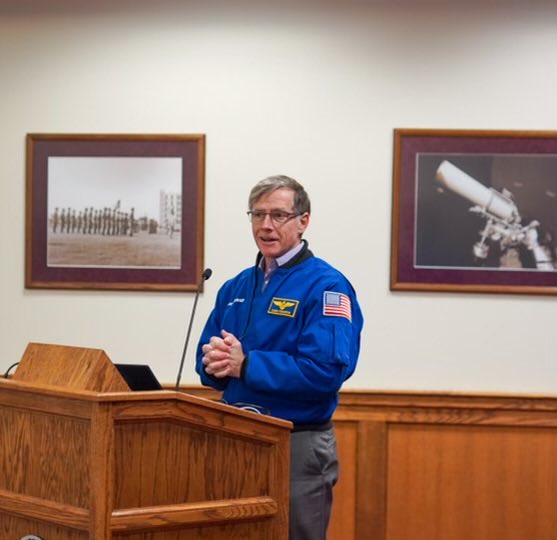 FloridaTechPrez's tweet photo. Packed house tonight to hear ⁦@Astro_Ferg⁩ speak. And proud to have two fantastic Astronaut Scholarship winners ⁦@FloridaTech⁩ awarded by the @AstroScholarFdn⁩. Thanks for your partnership! https://t.co/nRRrxDGe44