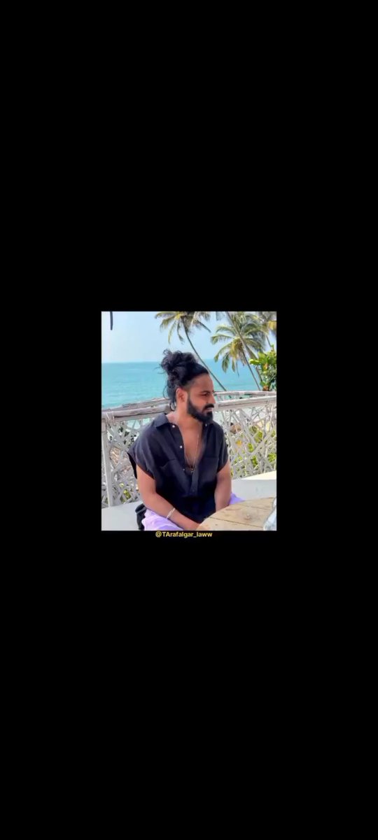 suzon_37's tweet photo. @TArafalgar_laww KING OF INDIAN HIPHOP 💯✊ https://t.co/YiSilTheXf
