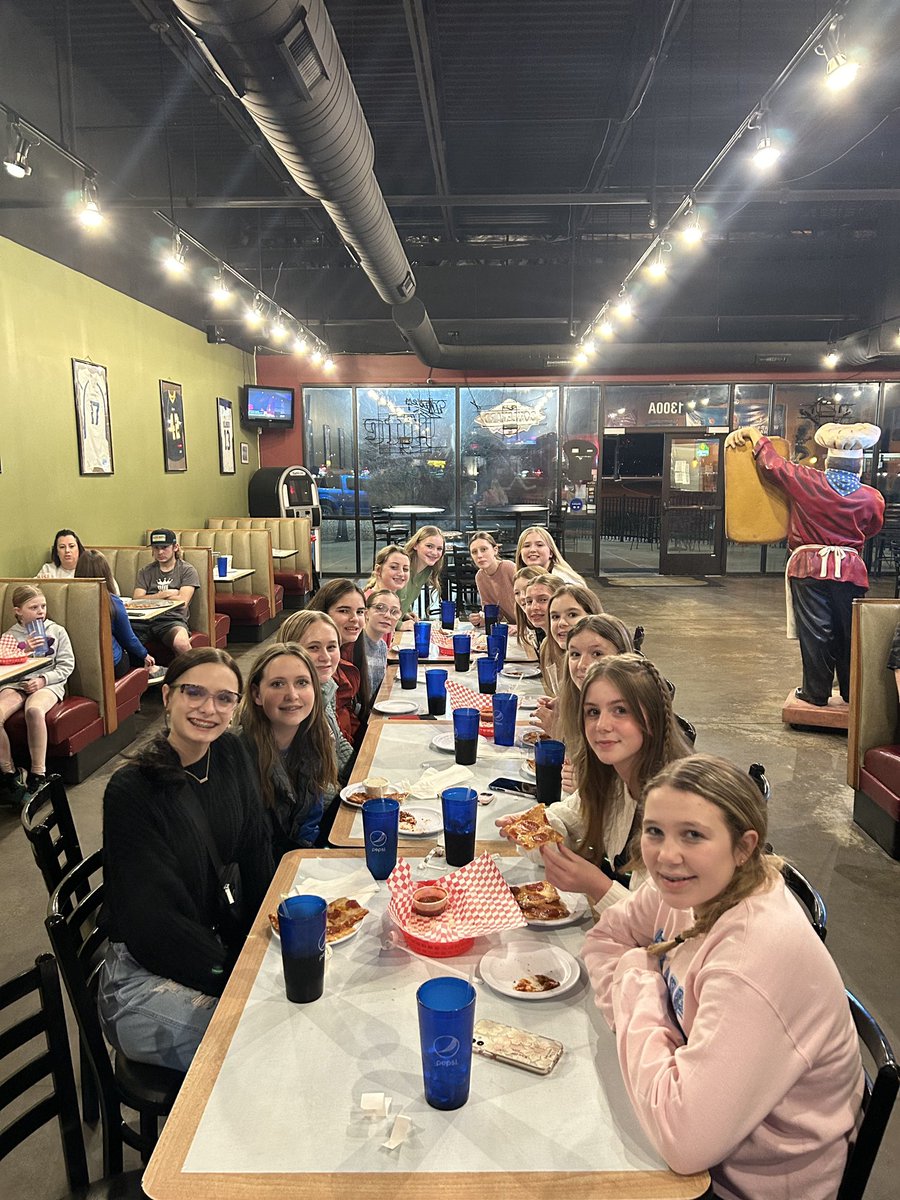 MsNull2019's tweet photo. What a fun and memorable season with this group of girls 💙 https://t.co/pktyGNJcg0