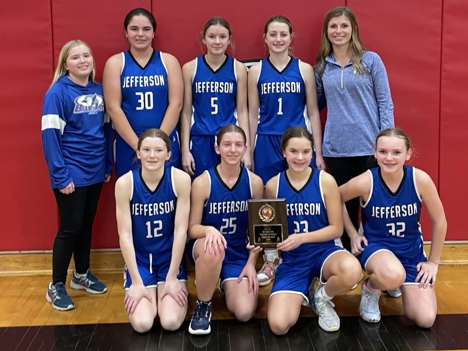MsNull2019's tweet photo. What a fun and memorable season with this group of girls 💙 https://t.co/pktyGNJcg0