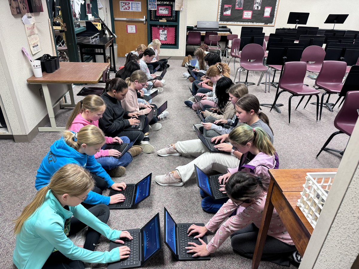 NMSBandO's tweet photo. Note reading challenge with Staff Wars @Norfolk_MS  during WIN time with the clarinets and flutes! https://t.co/WWKEEdMPeD