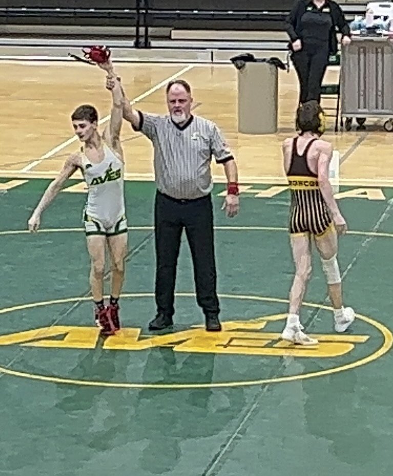 AvesWrestling's tweet photo. Tonight, Adam Gelman tied the record for the most career pins in Sycamore history (tied with Gary Traub)! https://t.co/zYD183kw65