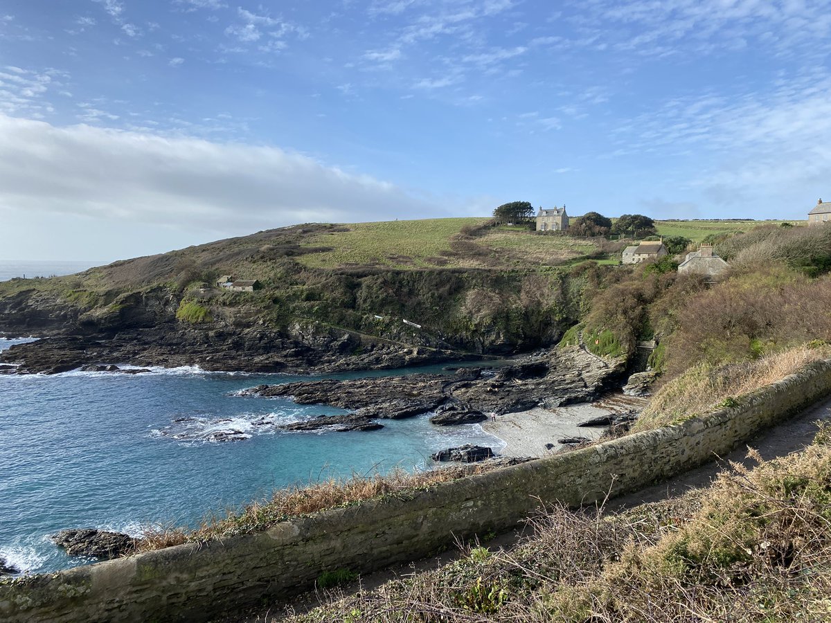 CornishSpliced's tweet photo. Our Stunning coastline, weβre trying to #MakeADifference and help to keep it this way.
Lots of sprat keyrings on their way
https://t.co/5G7R020Fag
#plastic #Ghostgear #rePURPOSEDinCORNWALL https://t.co/ektQpb6pr5