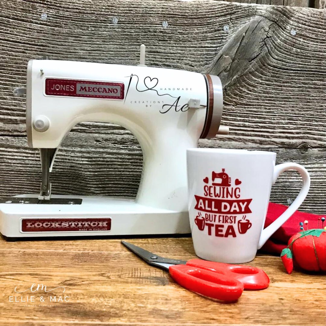 Ellieandmac's tweet image. Add sewing pizzazz to your mugs, sewing room, bags, and tops with a bit of vinyl! 💭😊I'm dreaming of being in my sewing room with a cute wall upgrade, a fun shirt, and my spiffed up mug beside me.  ❤
🔗 ellieandmac.com/collections/cu…
#ellieandmac #elliandmacpatterns #cutfiles #vinyl