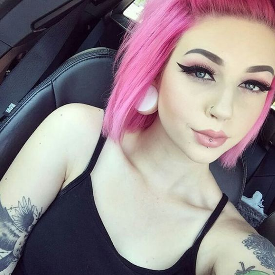 deadlynightsd's tweet photo. a fase pinky https://t.co/B8AflcbgQ3