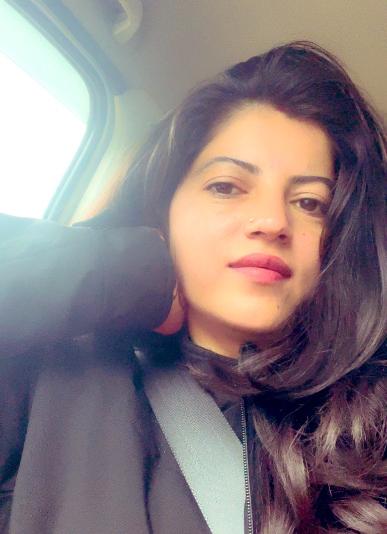 diler_jaatni_'s tweet photo. Finally आज मेरा real birthday आ ही गया!😌😌
Hbd to me 🥰
#2nd_feb ❤️
#today_completed_28 ❤️ https://t.co/TVbxcvgWWt
