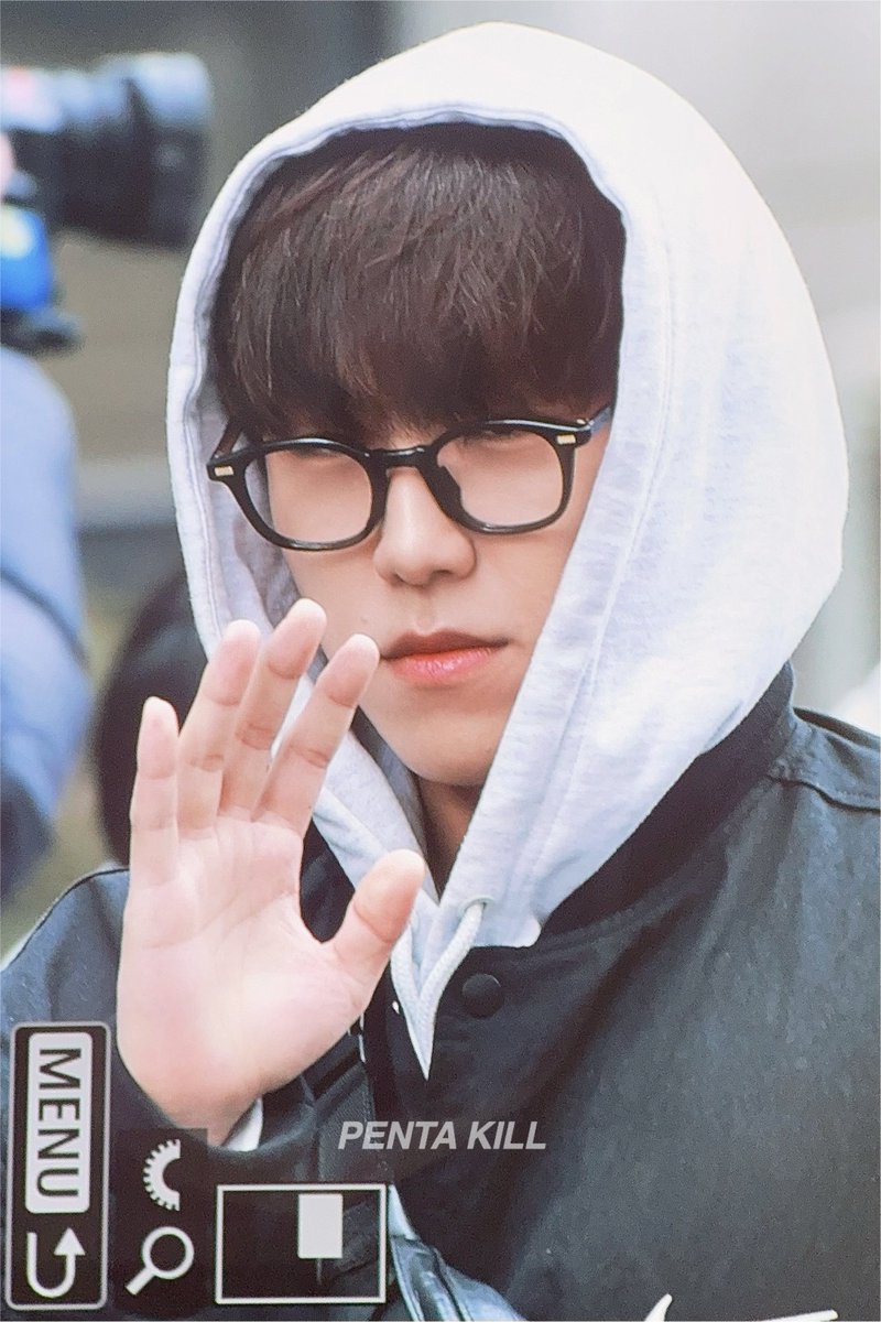 240202 뮤직뱅크 출근

오랜만👋🏻

#에이비식스 #AB6IX #박우진 #우진